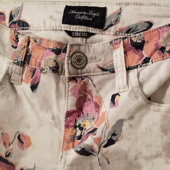 American Eagle Floral Print Stretch Jegging - Picture 6 of 8